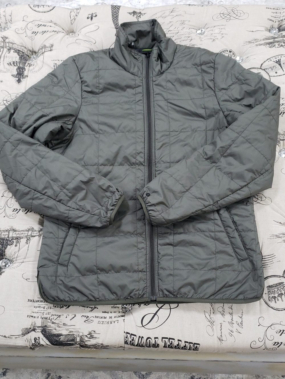 🇨🇦 Helly Hansen Men's Juell Insulator Jacket